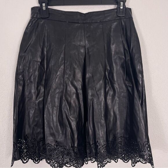 J. McLaughlin Black Faux Leather Cutout Trim Skirt - Picture 5 of 9
